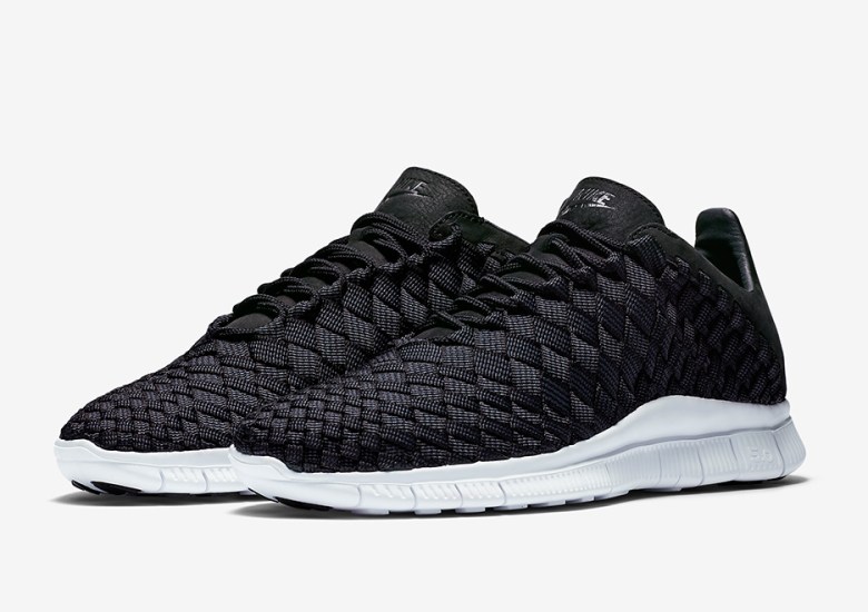 The Nike Free Inneva Woven Returns In Classic Black/White