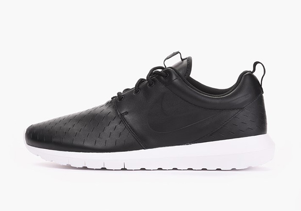 Nike Roshe Run Laser Cut Black White 01