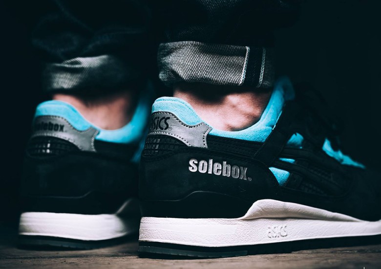 Solebox And ASICS Finally Release The “Blue Carpenter Bee”