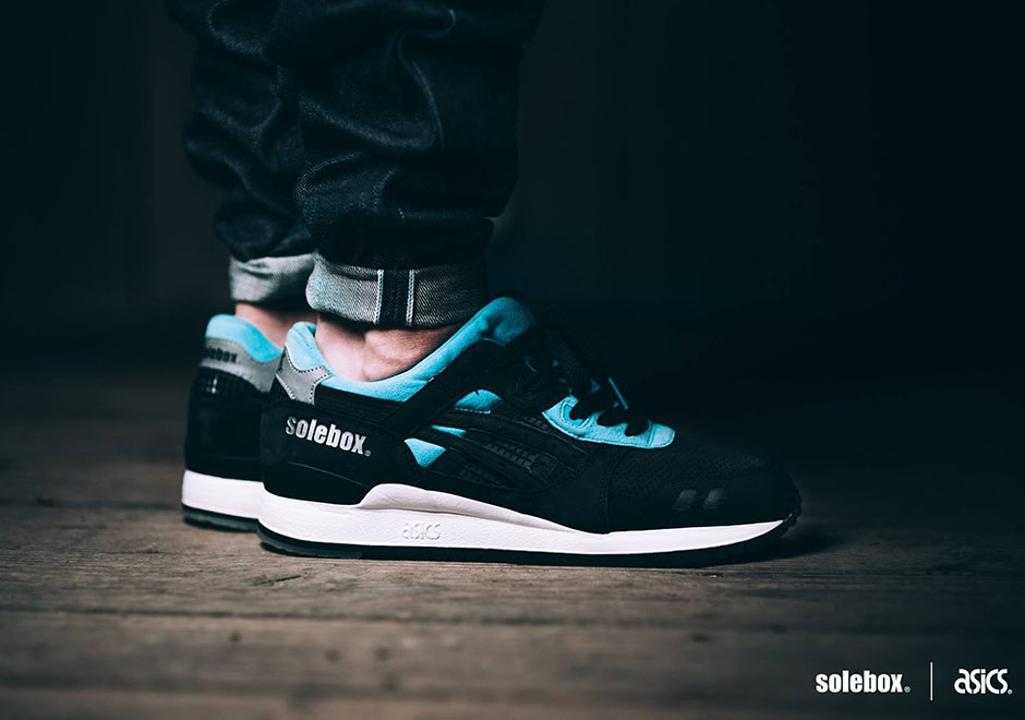 Solebox Asics Gel Lyte Iii Blue Carpenter Bee 3