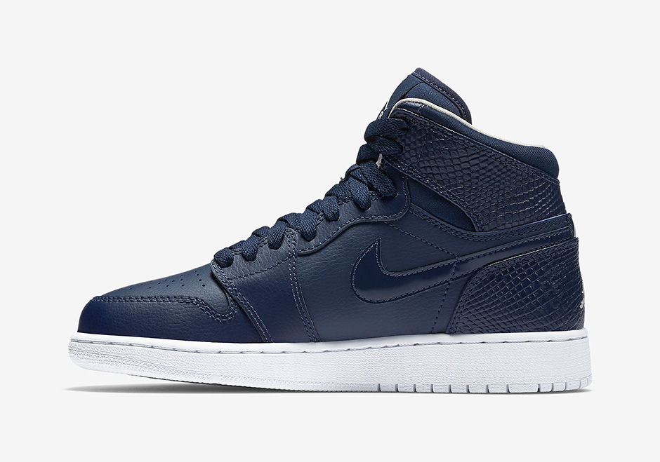 Air Jordan 1 High Gs Navy Coming Soon 03