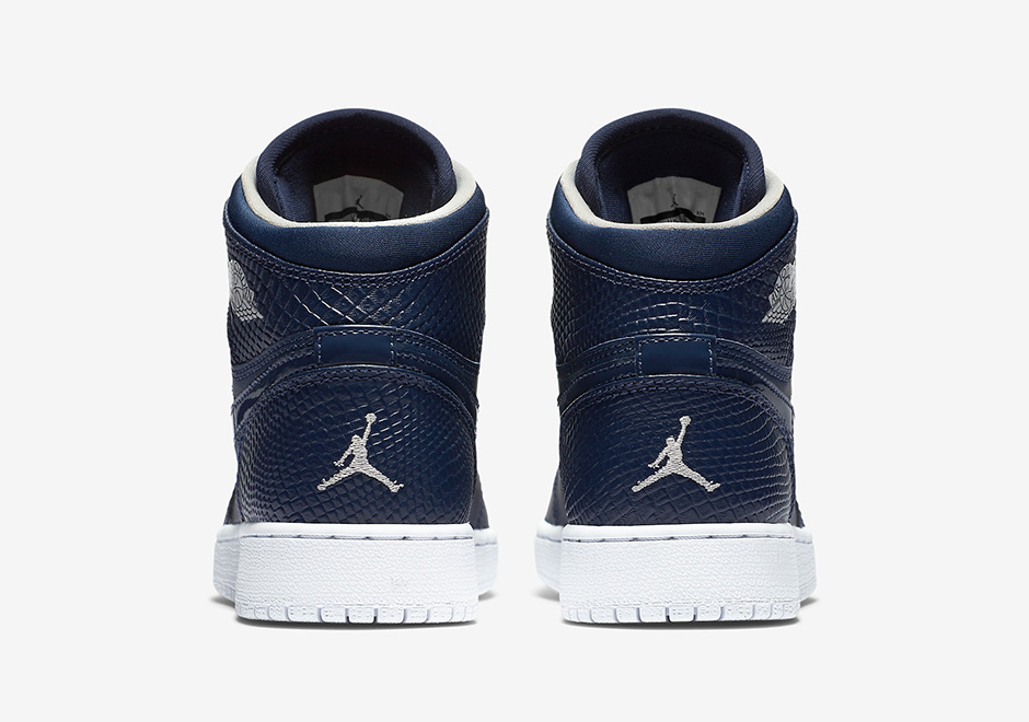 Air Jordan 1 High Gs Navy Coming Soon 05