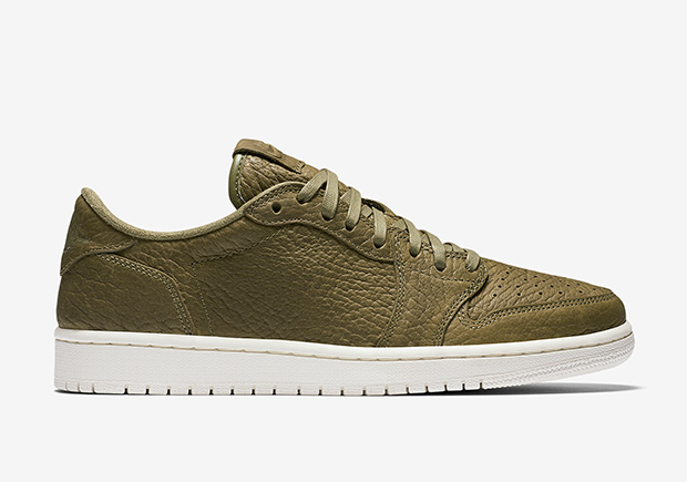 air-jordan-1-low-swooshless-trooper-rtw