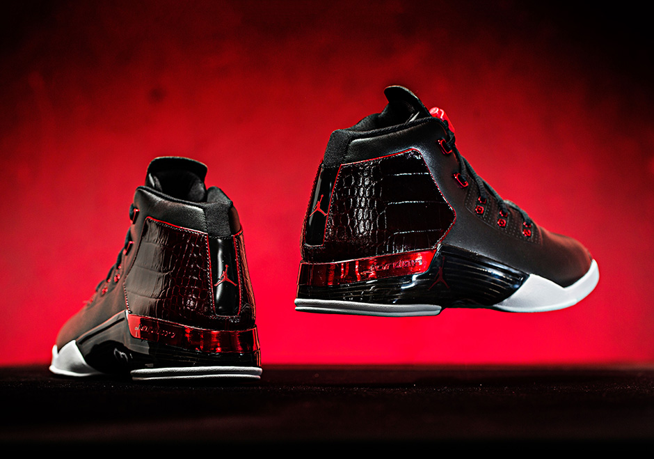 Air Jordan 17 Bred Chicago Release Details 02