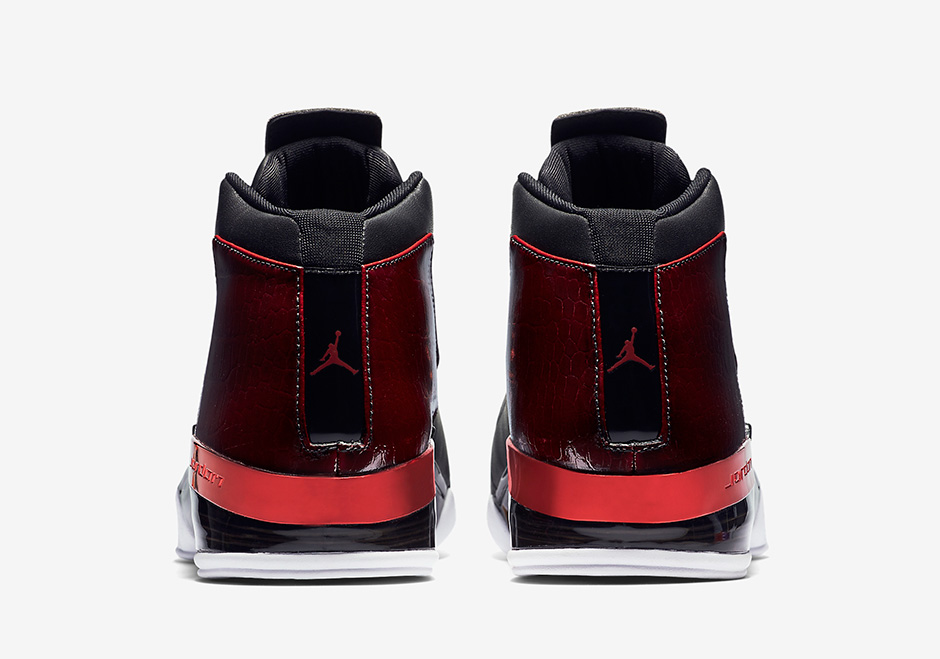 Air Jordan 17 Chicago Bulls Official Images 05