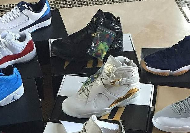 Jordan 8 Retro Champagne Cigar Pack