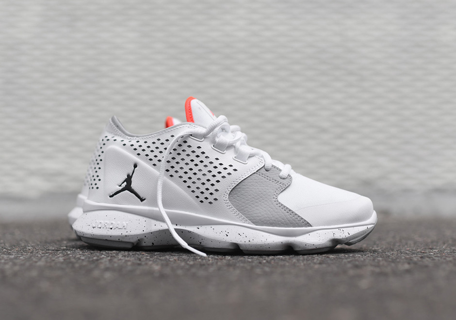 Jordan Flow Trainer White Infrared Grey 1