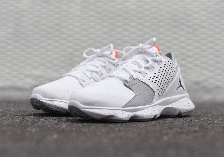 Jordan Flow Trainer White Infrared Grey 2