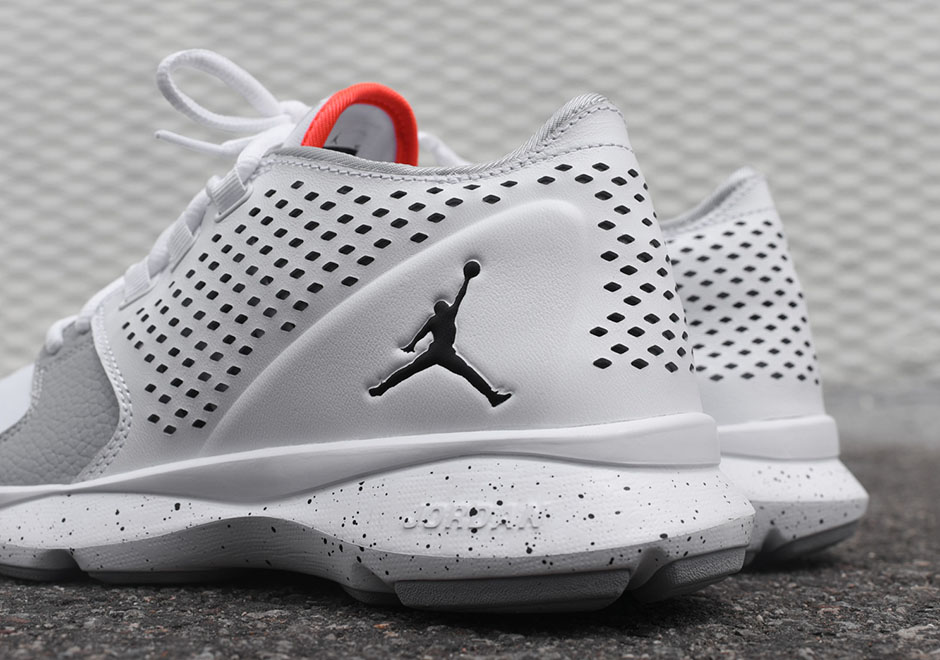 Jordan Flow Trainer White Infrared Grey 5