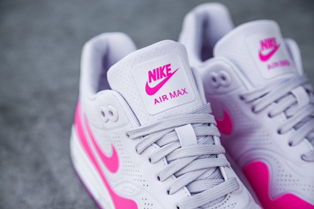 Nike Air Max 1 Bubblegum Wmns 03
