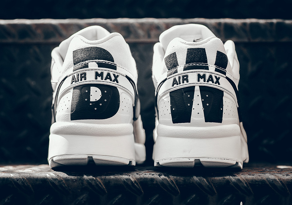 The Nike Air Max "Big Window" Goes Big Logo