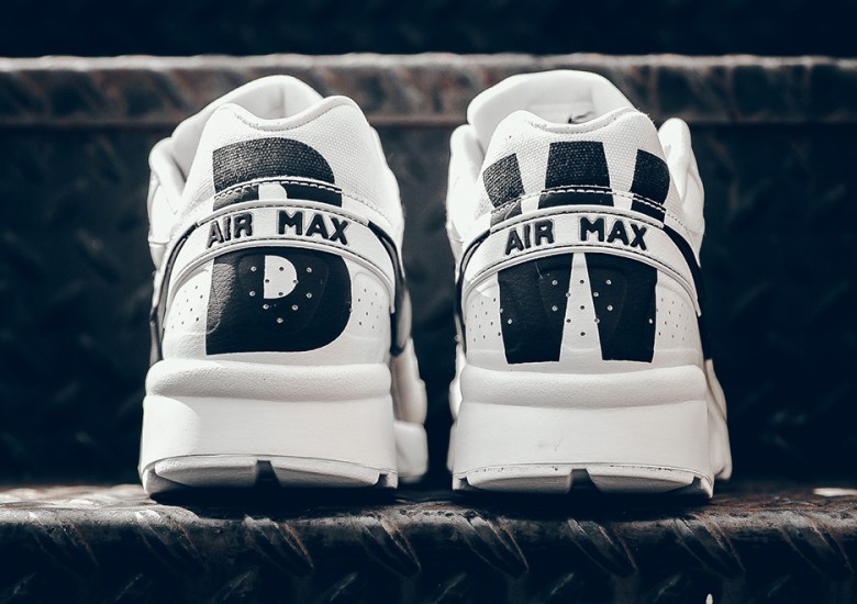 The Nike Air Max “Big Window” Goes Big Logo