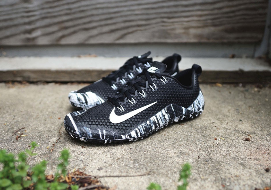 Nike Free Trainer 1 0 Oreo Black White 2