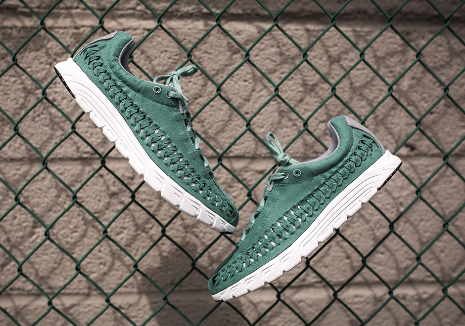 Nike Mayfly Woven "Jade Glaze"