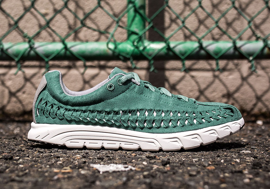 Nike Mayfly Woven Jade Glaze 2