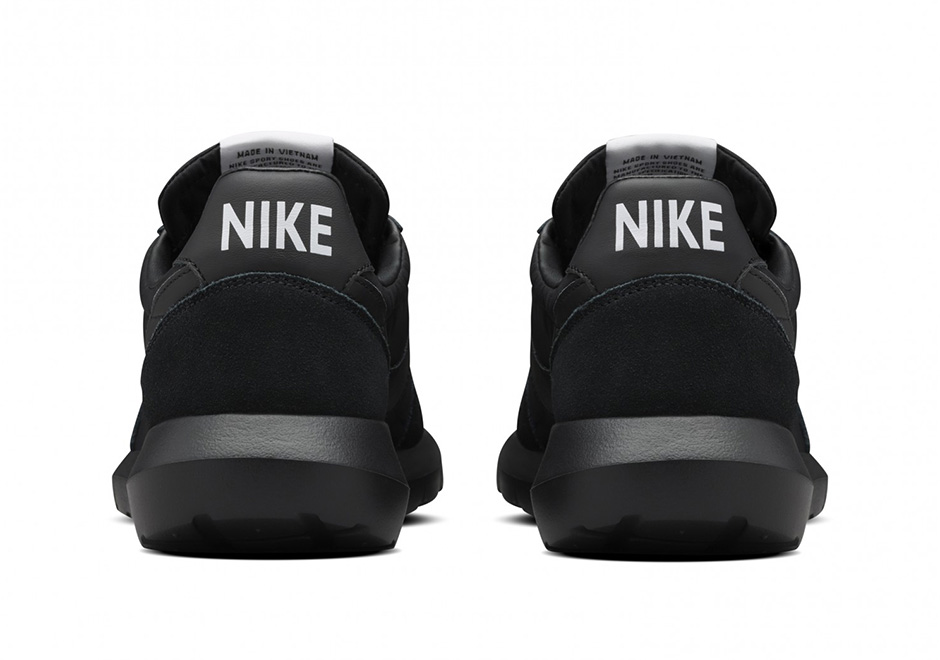 Nike Roshe Run Daybreak Triple Black 04