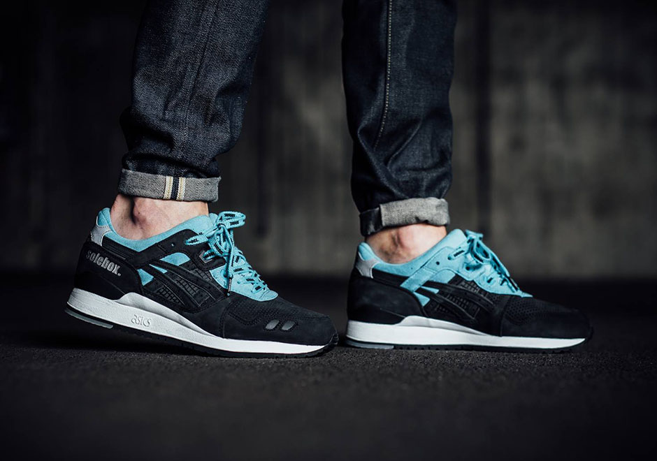 Solebox Asics Gel Lyte Iii Blue Carpenter Bee Release Details 2