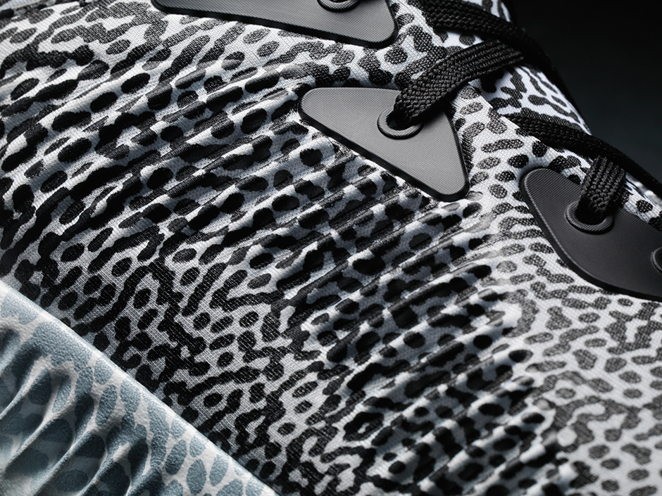 Adidas Running Alphabounce Print Detail 01