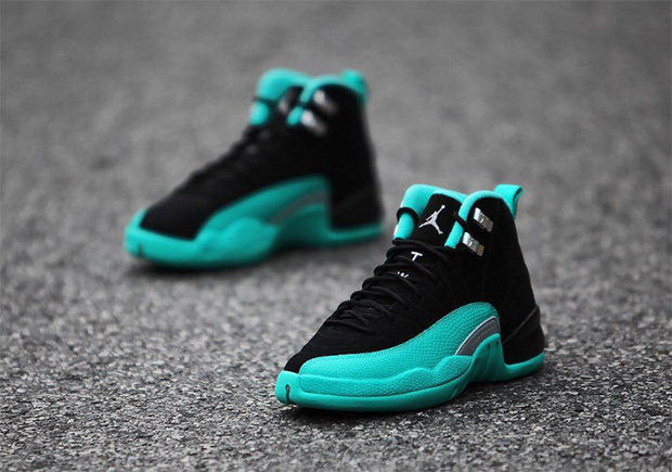 Air Jordan 12 Hyper Jade Weekend Release 05