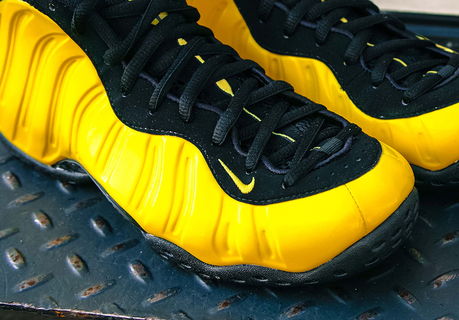 Foamposite One Black Optic Yellow 9