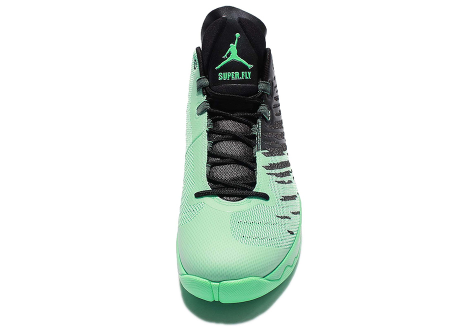 Jordan Super Fly 5 Green Glow Blake Griffin 06