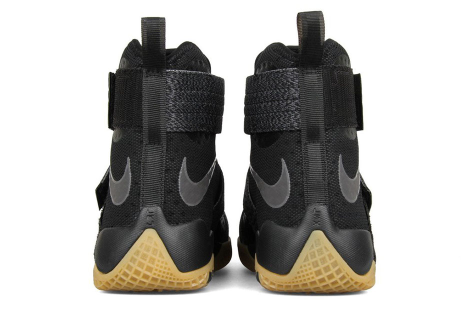 Lebron Soldier 10 Blak Gum 3