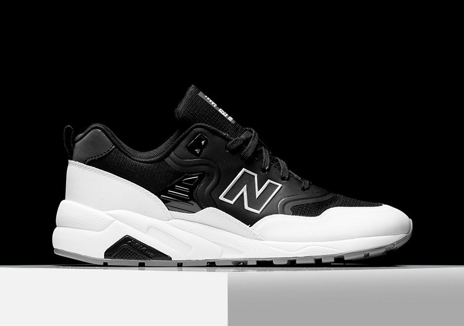 New Balance 580 Re Engineered Black White 02