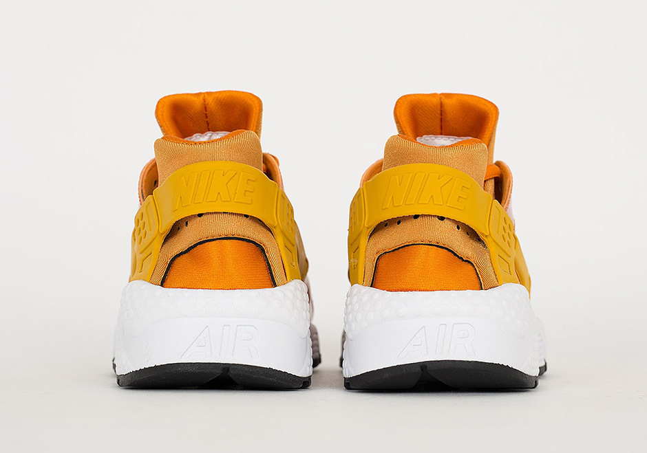 Nike Air Huarache Wmns Sunset Gold 03