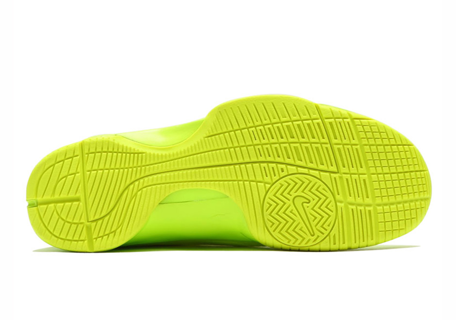 Nike Hyperdunk 2008 Retro Neon Pack 23