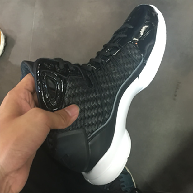 Nike Hyperdunk Lux Black White First Look 02