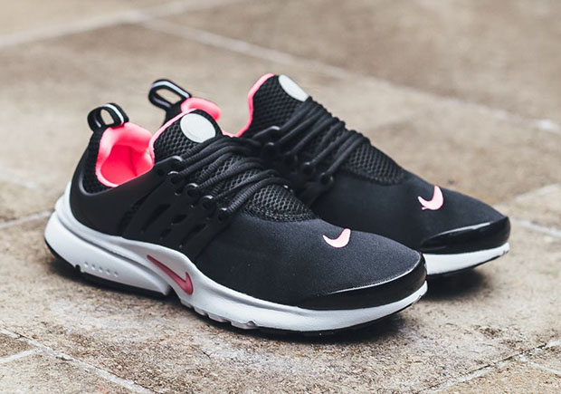 Nike Presto Girls Black Hyper Pink White 1