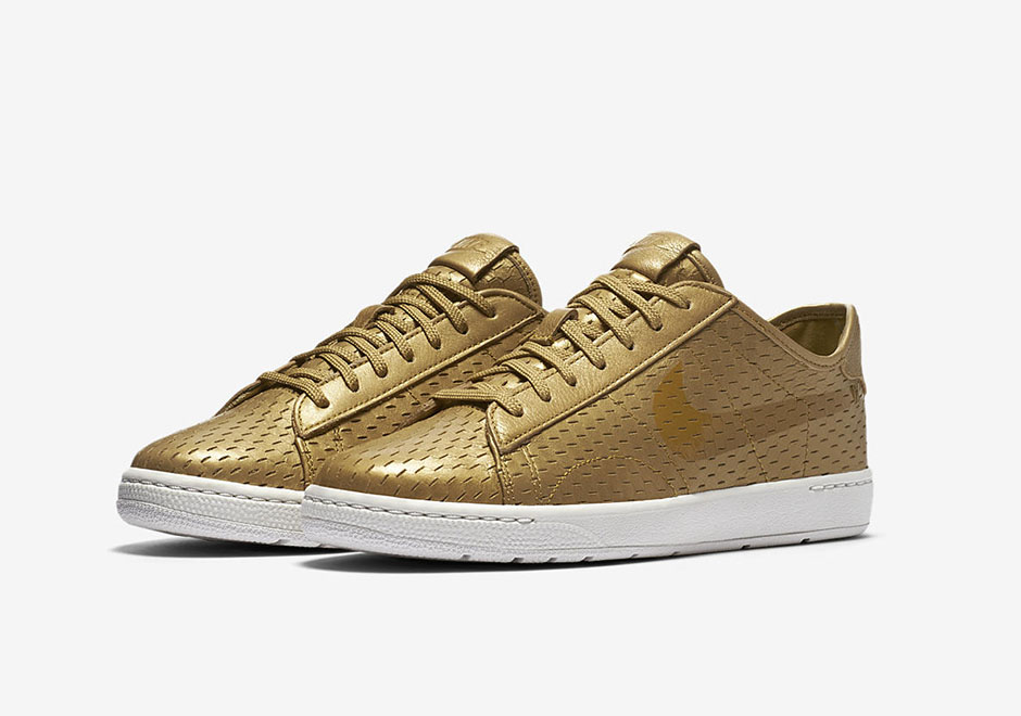 Nike Tennis Classic Ultra Wimbledon Gold Women 1