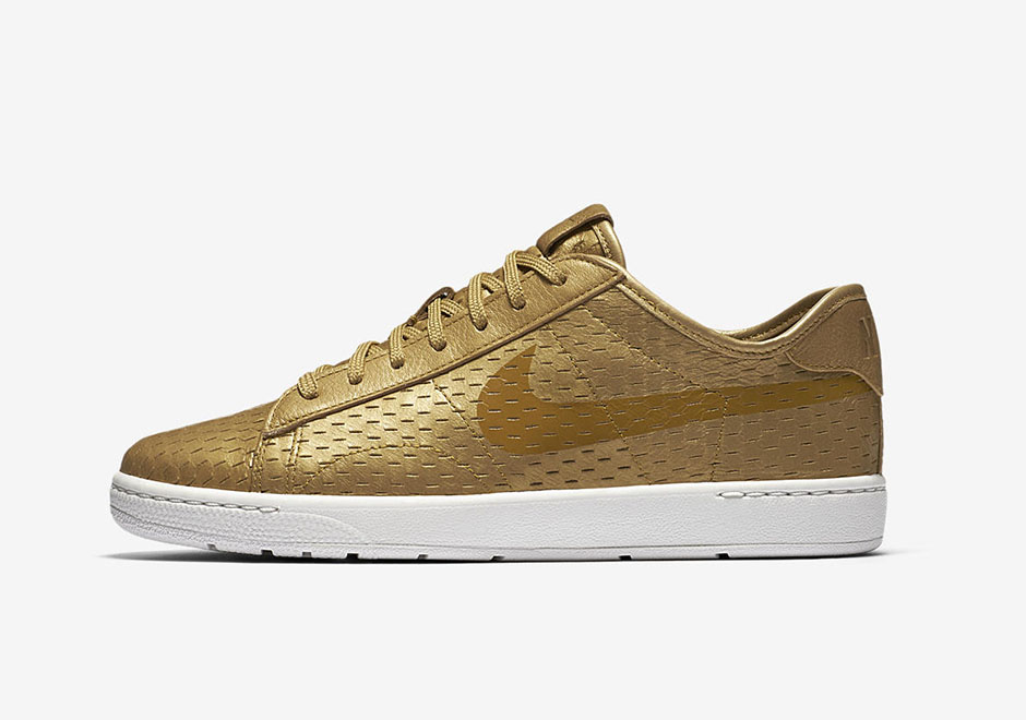 Nike Tennis Classic Ultra Wimbledon Gold Women 2