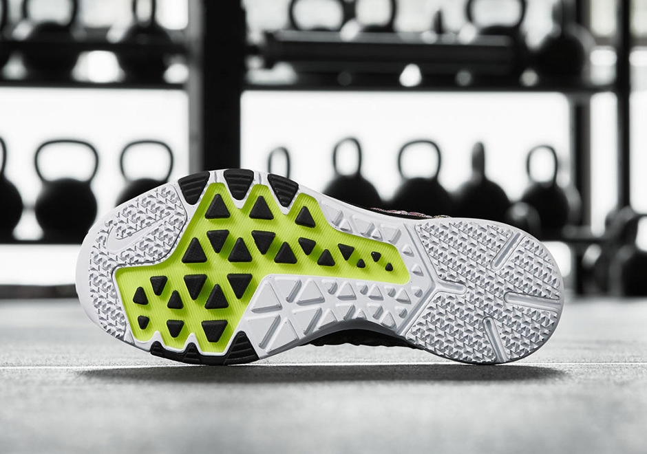Nike Train Ultrafast Flyknit Multi Color 3