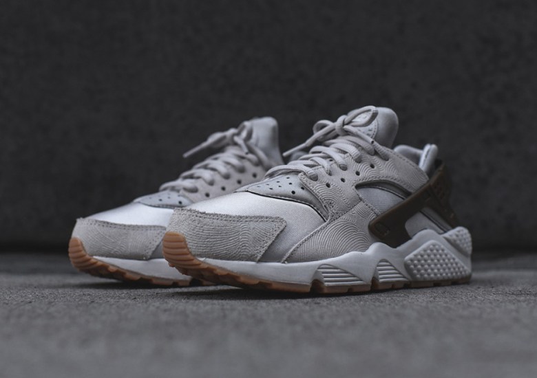 Concrete Textures On Nike’s Latest Air Huarache Premium Release