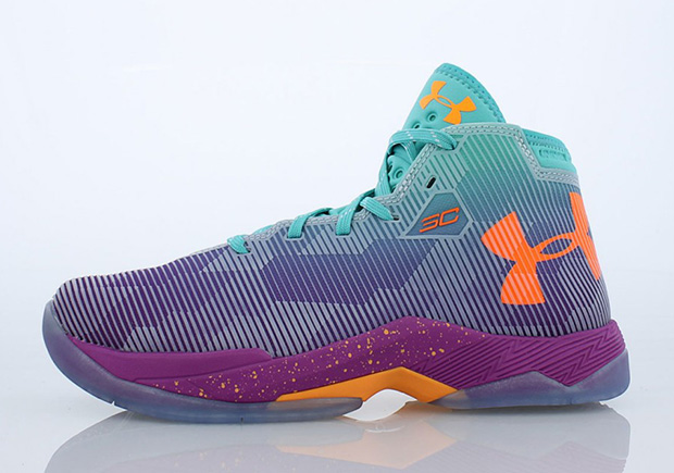 Under Armour 2 5 Tropical Tones 2