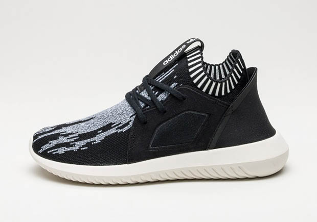 Adidas Tubular Defiant Pk Black White Sail 1