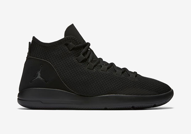 Jordan Reveal Triple Black 2