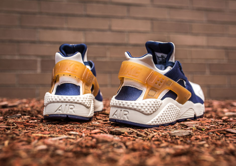 Nike Air Huarache Run Prm Sail Mid Navy Brown 3