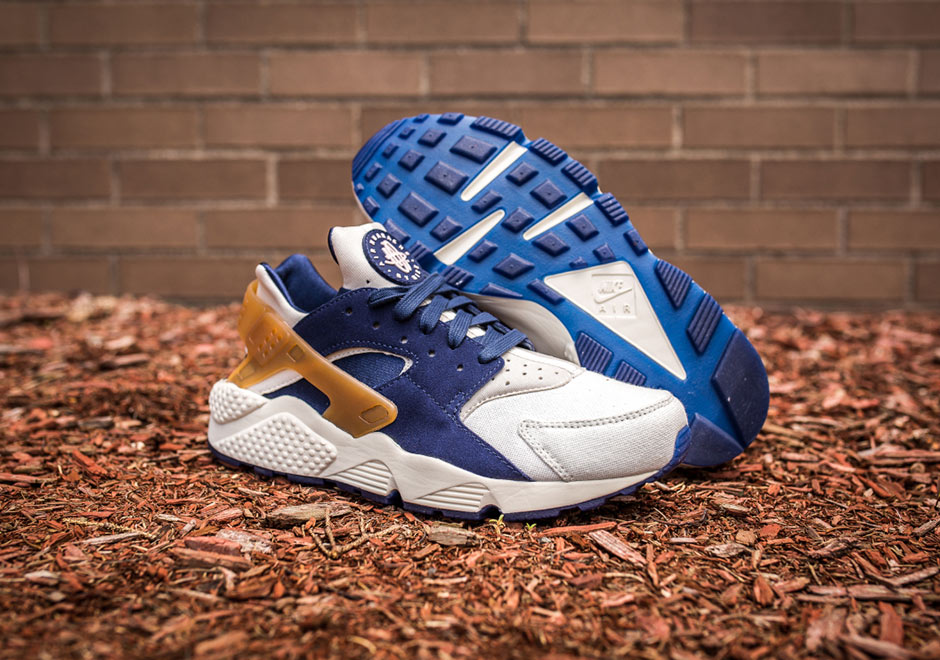 Nike Air Huarache Run Prm Sail Mid Navy Brown 6