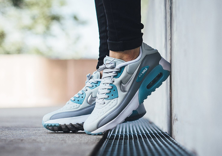 Nike Air Max 90 Ultra Se Pure Platinum Metallic Silver Ice Blue 1