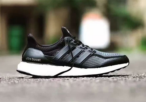 Ultra Boost Waterproof 2