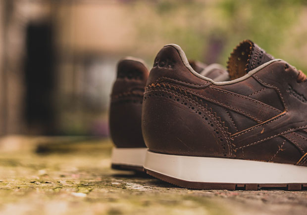 Reebok Classic Leather Lux Horween Brown Aq9960 4