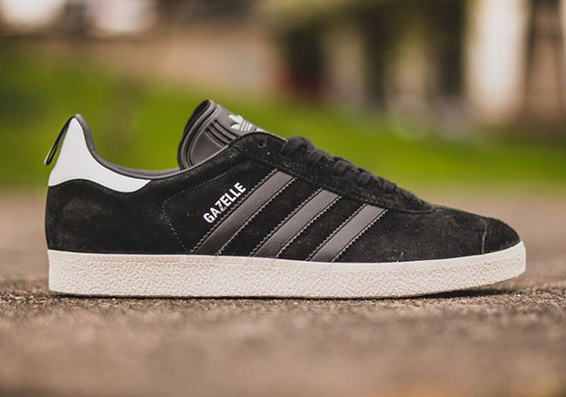 Adidas Gazelle Ostrich Stripes Black Gold Suede 2