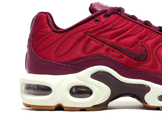 Air Max Plus Premium Satin Night Maroon 3