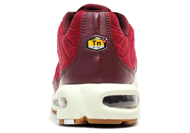 Air Max Plus Premium Satin Night Maroon 5