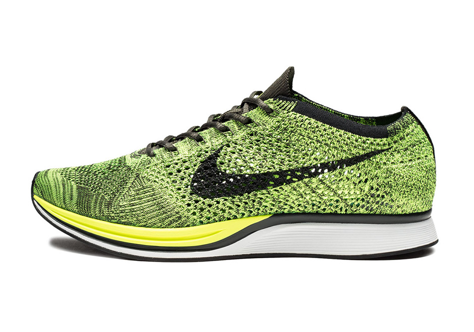 Foootwear Flyknit Racer 526628 731.view 4