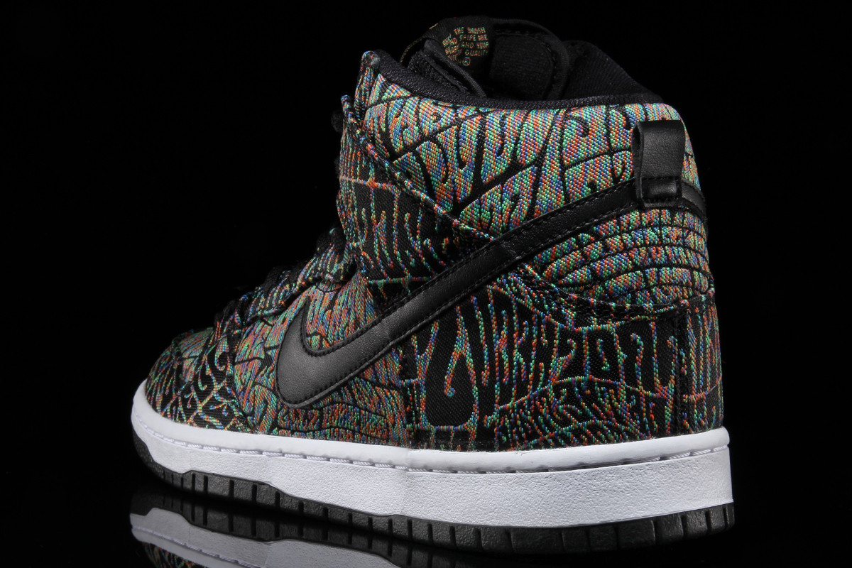 Nike Dunk High Psychedelic 04