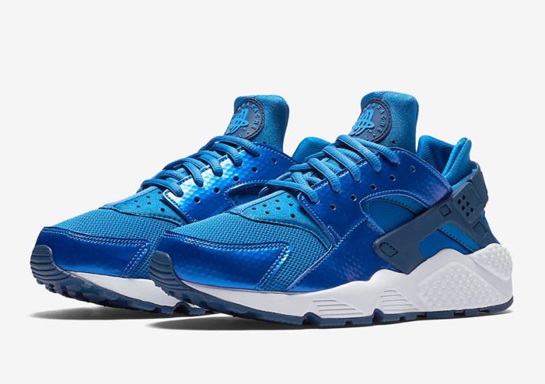 Nike Air Huarache “Metallic Blue”