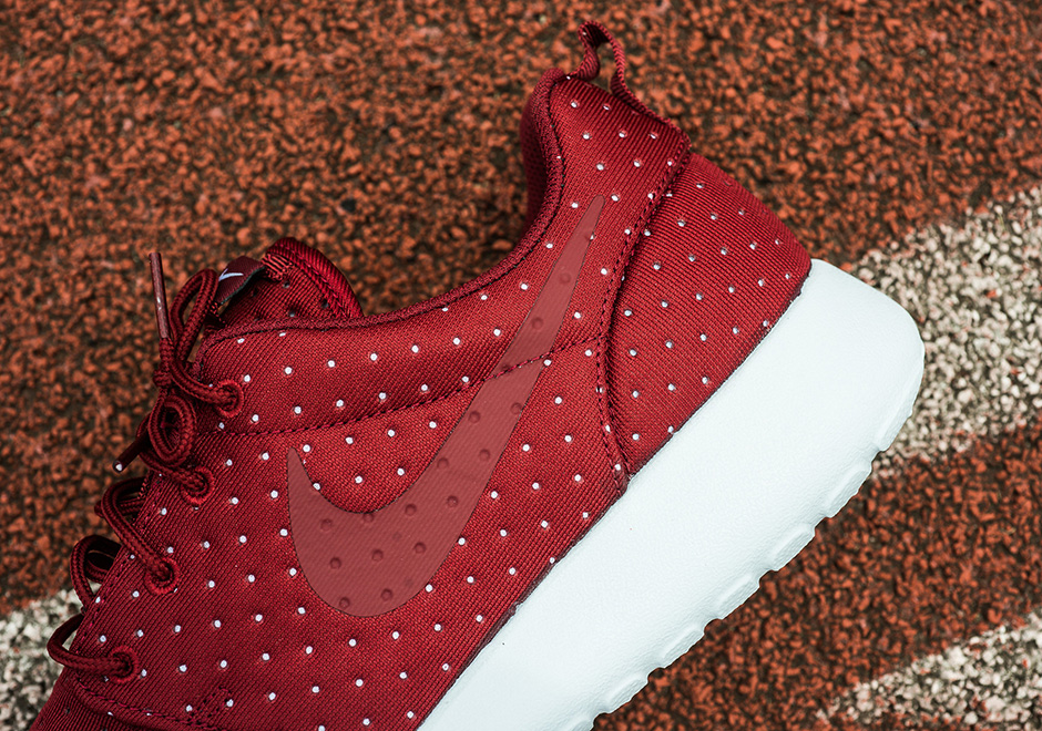 Nike Roshe One Pin Dot Team Red 3